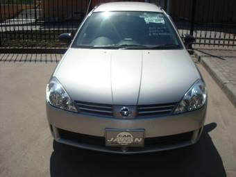 2003 Nissan Wingroad Pictures