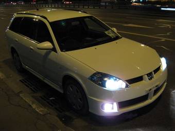 2003 Nissan Wingroad Pictures