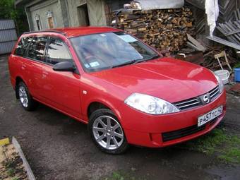 2003 Nissan Wingroad Pictures