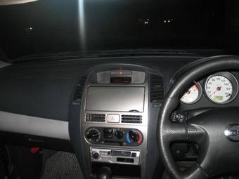2003 Nissan Wingroad Photos