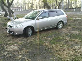 2003 Nissan Wingroad Pictures