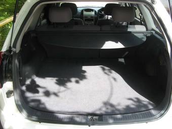 2003 Nissan Wingroad Images