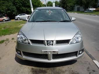 2003 Nissan Wingroad Pictures