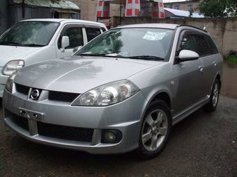 2003 Nissan Wingroad Pictures