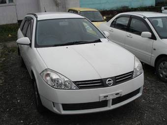 2003 Nissan Wingroad Pictures