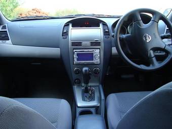 2003 Nissan Wingroad Photos