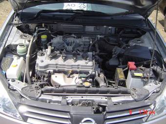 2003 Nissan Wingroad Photos