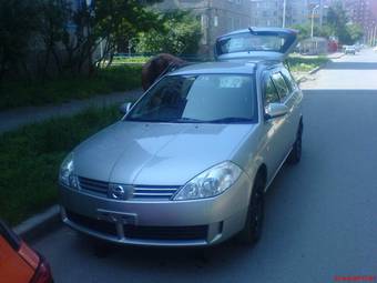 2003 Nissan Wingroad Photos