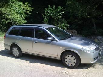2003 Nissan Wingroad Pictures