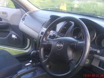 2003 Nissan Wingroad Wallpapers