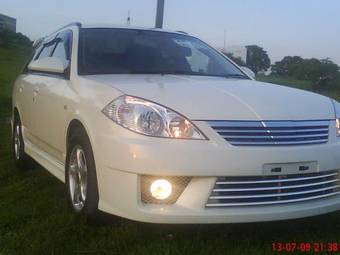 2003 Nissan Wingroad Pictures