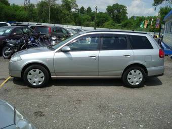 2003 Nissan Wingroad Pictures