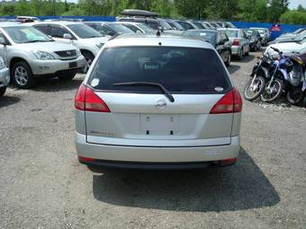 2003 Nissan Wingroad Photos