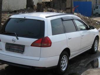 2003 Nissan Wingroad Pictures