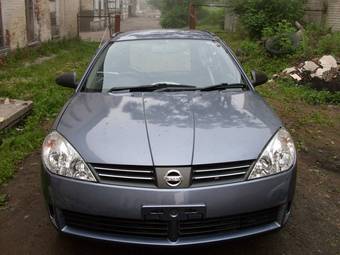 2003 Nissan Wingroad Photos