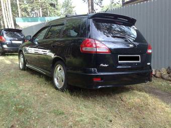 2003 Nissan Wingroad Photos