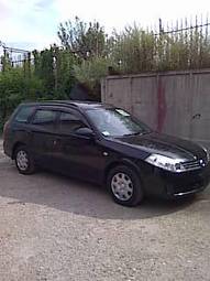 2003 Nissan Wingroad Pictures