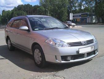 2003 Nissan Wingroad Photos