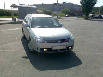 2003 Nissan Wingroad Pictures