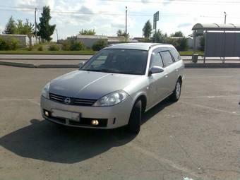 2003 Nissan Wingroad Photos