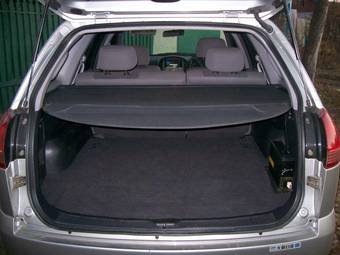 2003 Nissan Wingroad Photos