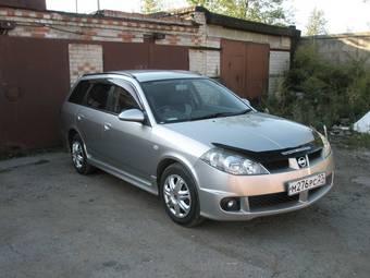 2003 Nissan Wingroad Photos
