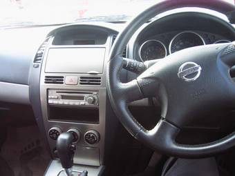 2003 Nissan Wingroad Pictures