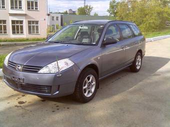 2003 Nissan Wingroad Photos