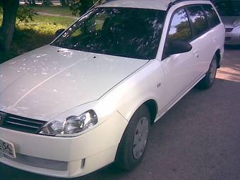 2003 Nissan Wingroad Photos