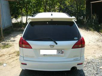 2003 Nissan Wingroad Wallpapers