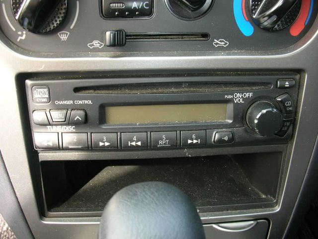 2004 Nissan Wingroad