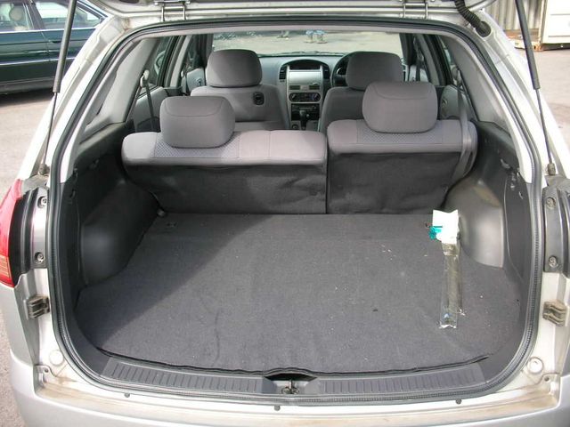 2004 Nissan Wingroad