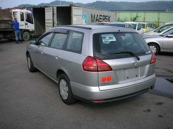 2004 Nissan Wingroad Photos