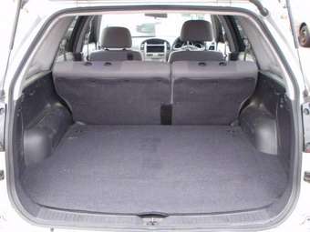 2004 Nissan Wingroad Images