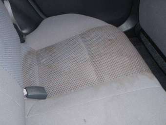 2004 Nissan Wingroad Pictures