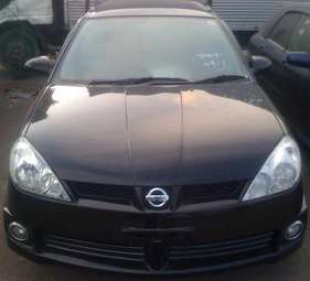 2004 Nissan Wingroad Photos