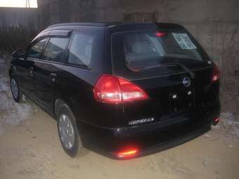 2004 Nissan Wingroad Pictures