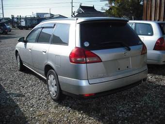 2004 Nissan Wingroad Pictures