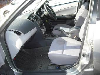 2004 Nissan Wingroad Photos