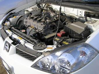 2004 Nissan Wingroad Photos