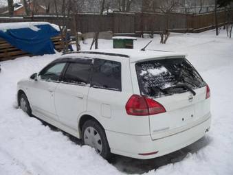 2004 Nissan Wingroad Pictures