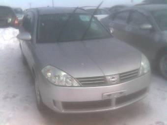 2004 Nissan Wingroad Pictures