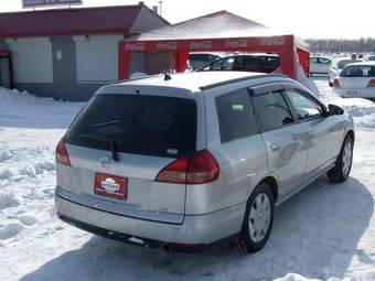 2004 Nissan Wingroad Pictures