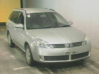2004 Nissan Wingroad Images