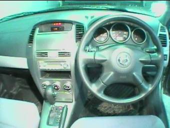 2004 Nissan Wingroad Pics