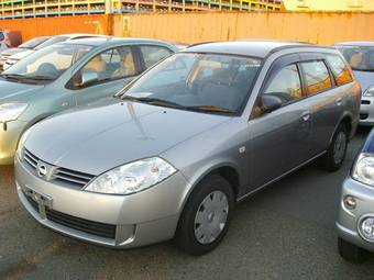 2004 Nissan Wingroad Photos