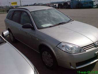 2004 Nissan Wingroad Photos
