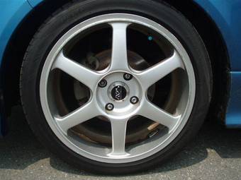 2004 Nissan Wingroad Pics