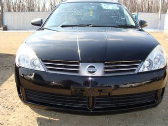 2004 Nissan Wingroad Photos