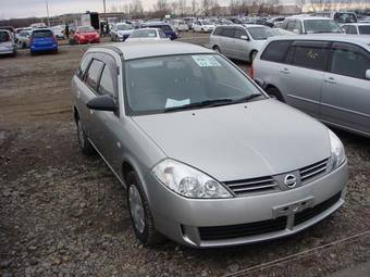 2004 Nissan Wingroad Photos